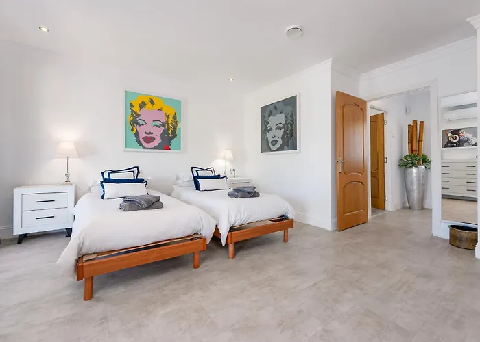 Вилла Casa Lorna *